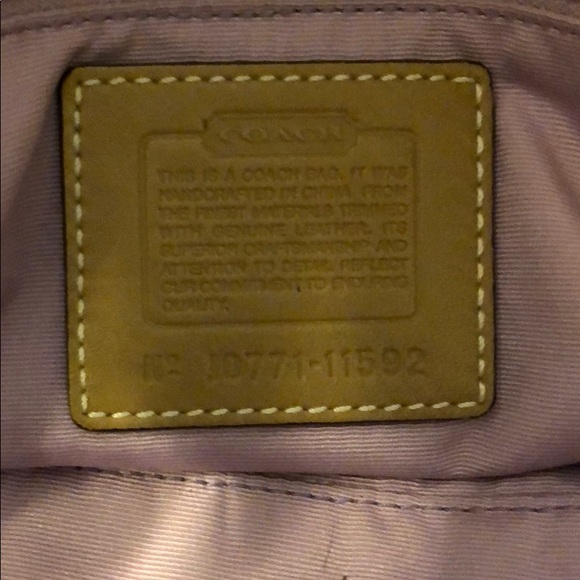 VGUC Coach purse - Picture 2 of 8